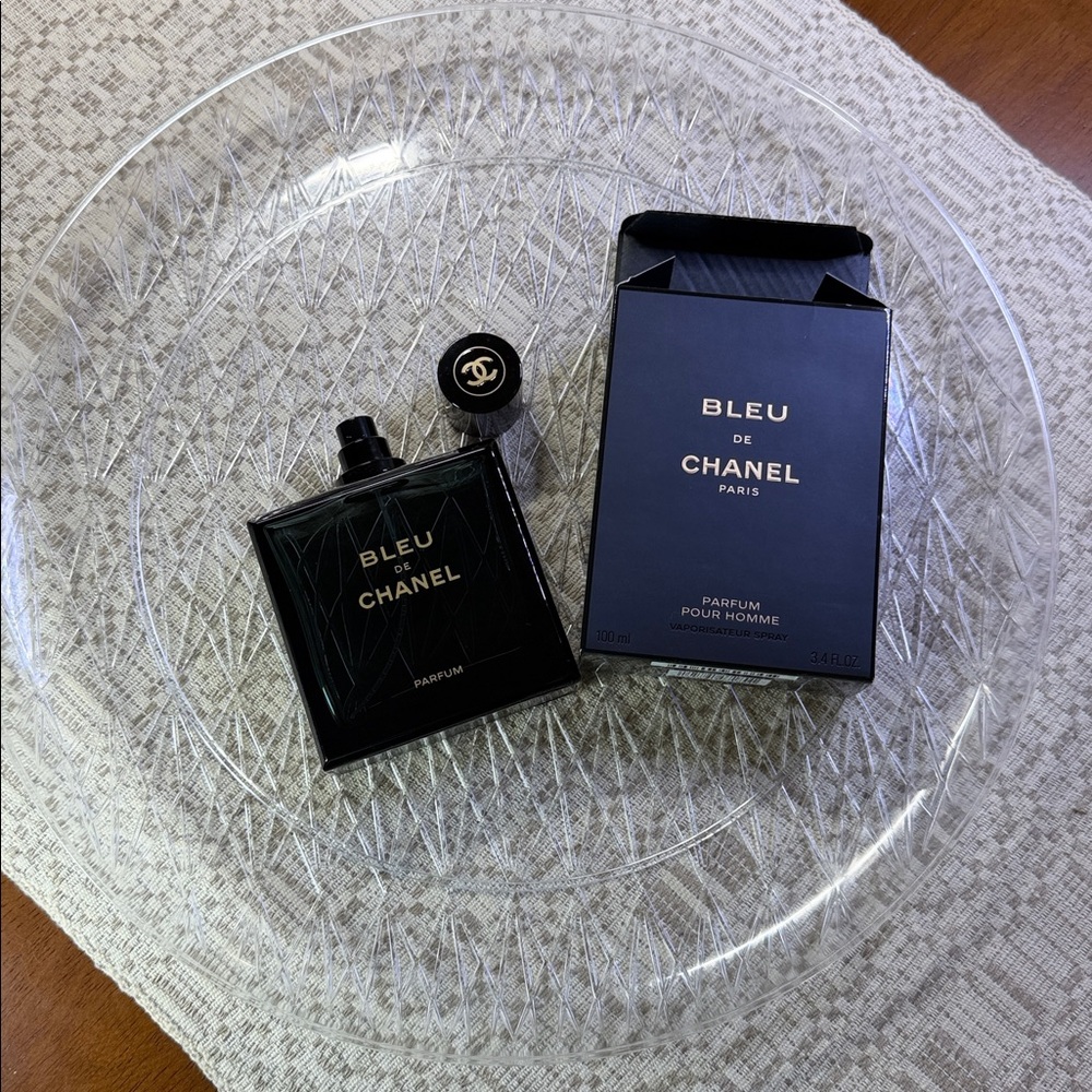 EMPTY Bottle of CHANEL Bleu de Chanel Parfum in Black - Picture 3 of 3